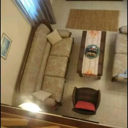 Anjela's Village House بيت للعطل *
