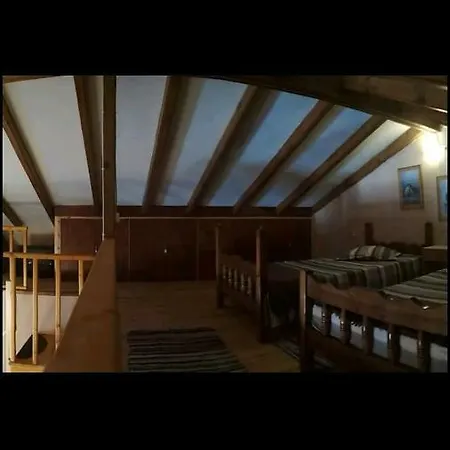 Anjela's Village House *