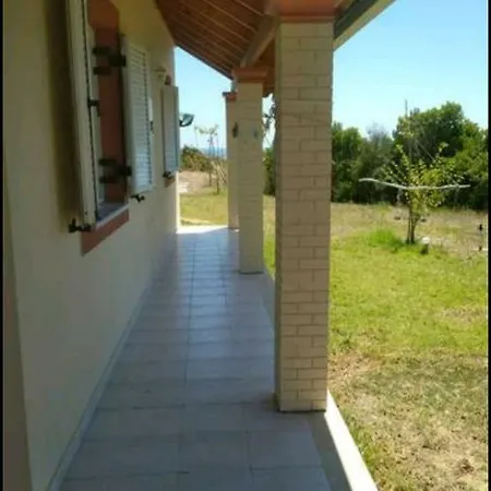 Anjela's Village House ماراثياس